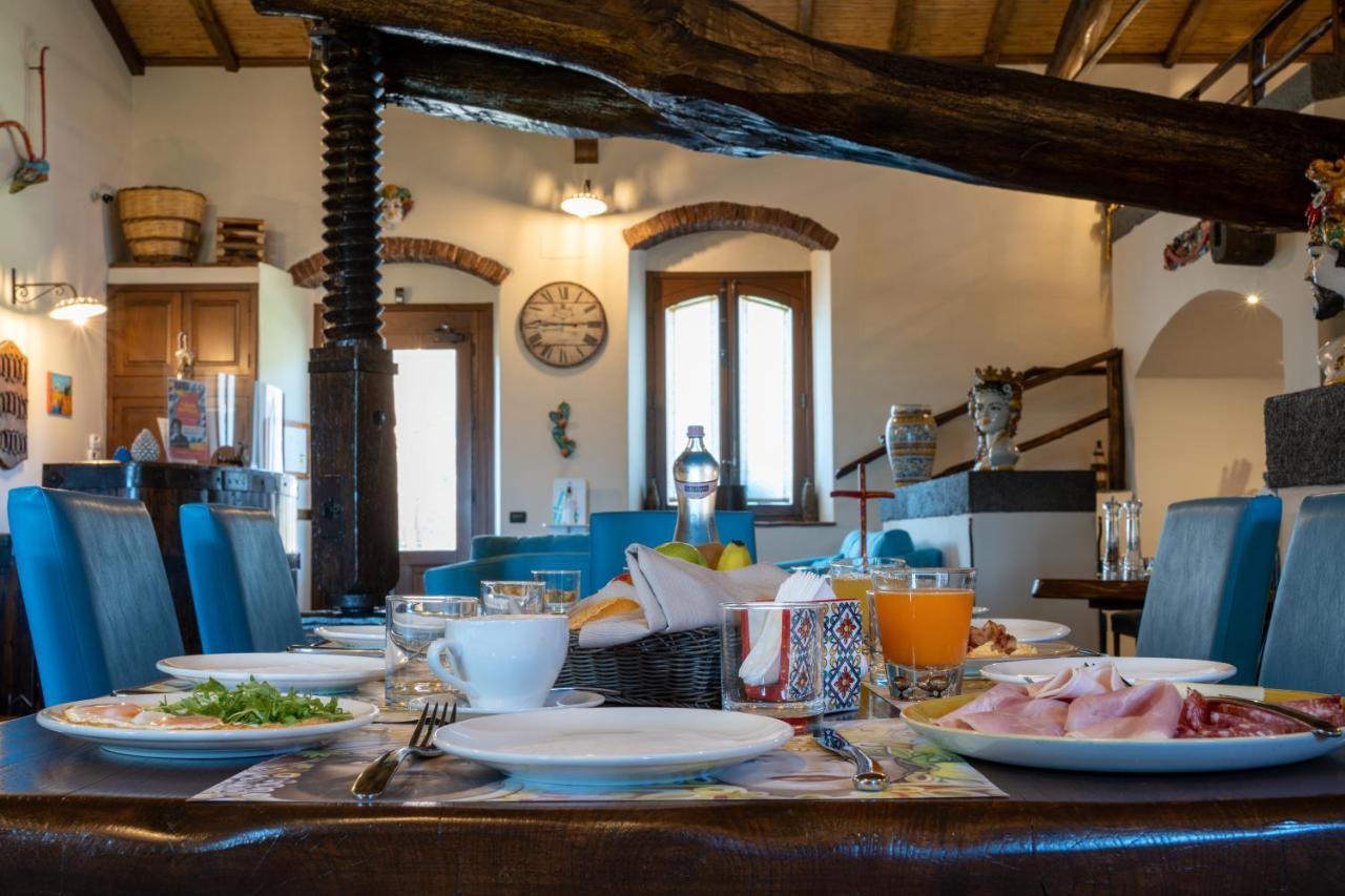 Etna Quota Mille Boutique Hotel, Typical Sicilian Food & Wine Randazzo