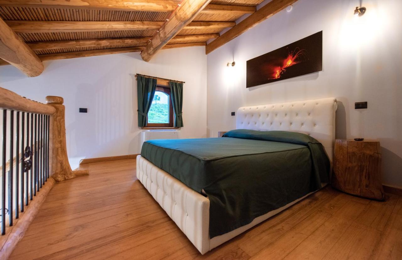 Etna Quota Mille Boutique Hotel, Typical Sicilian Food & Wine Landhuis Randazzo