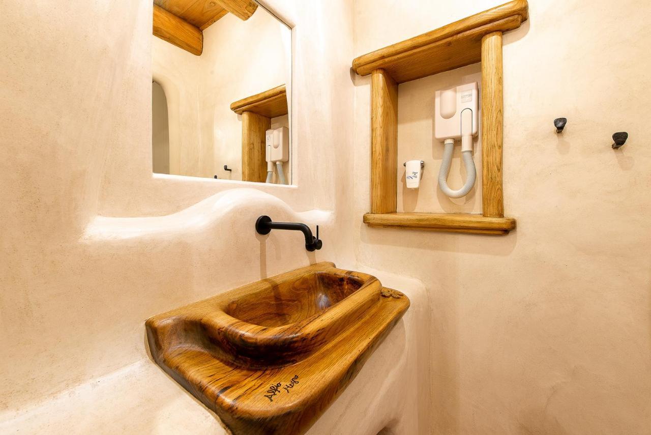 Etna Quota Mille Boutique Hotel, Typical Sicilian Food & Wine * Randazzo