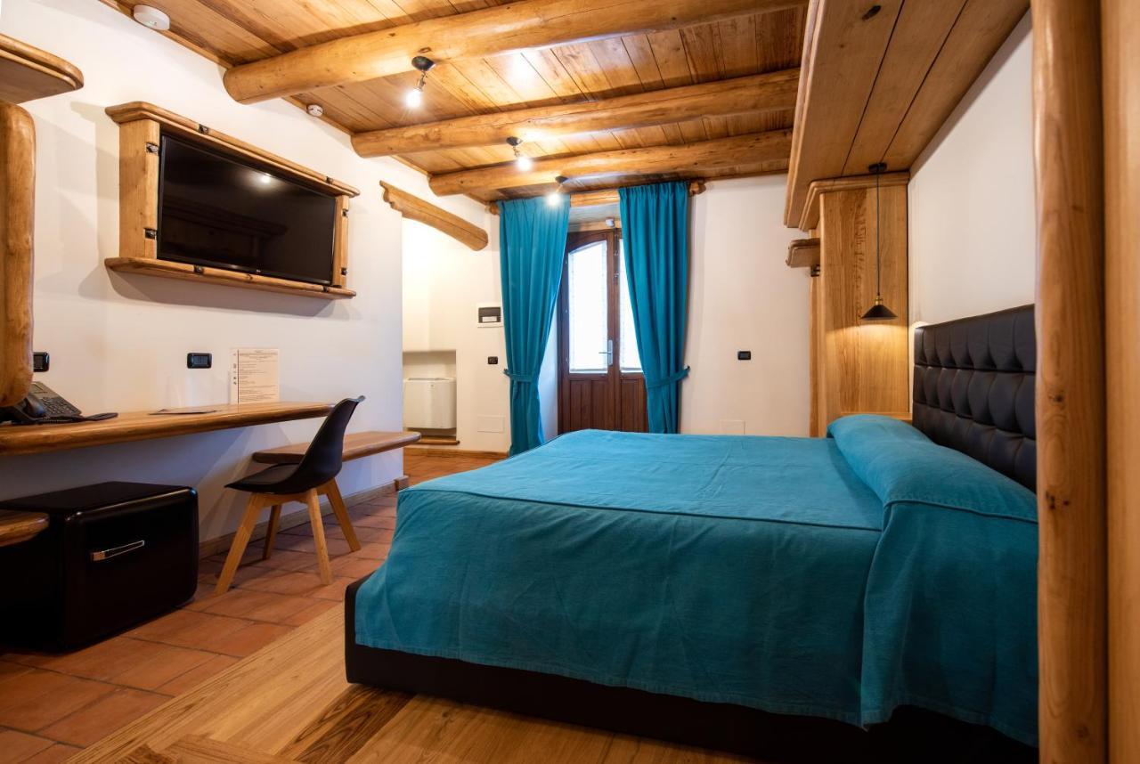 Etna Quota Mille Boutique Hotel, Typical Sicilian Food & Wine Landhuis *