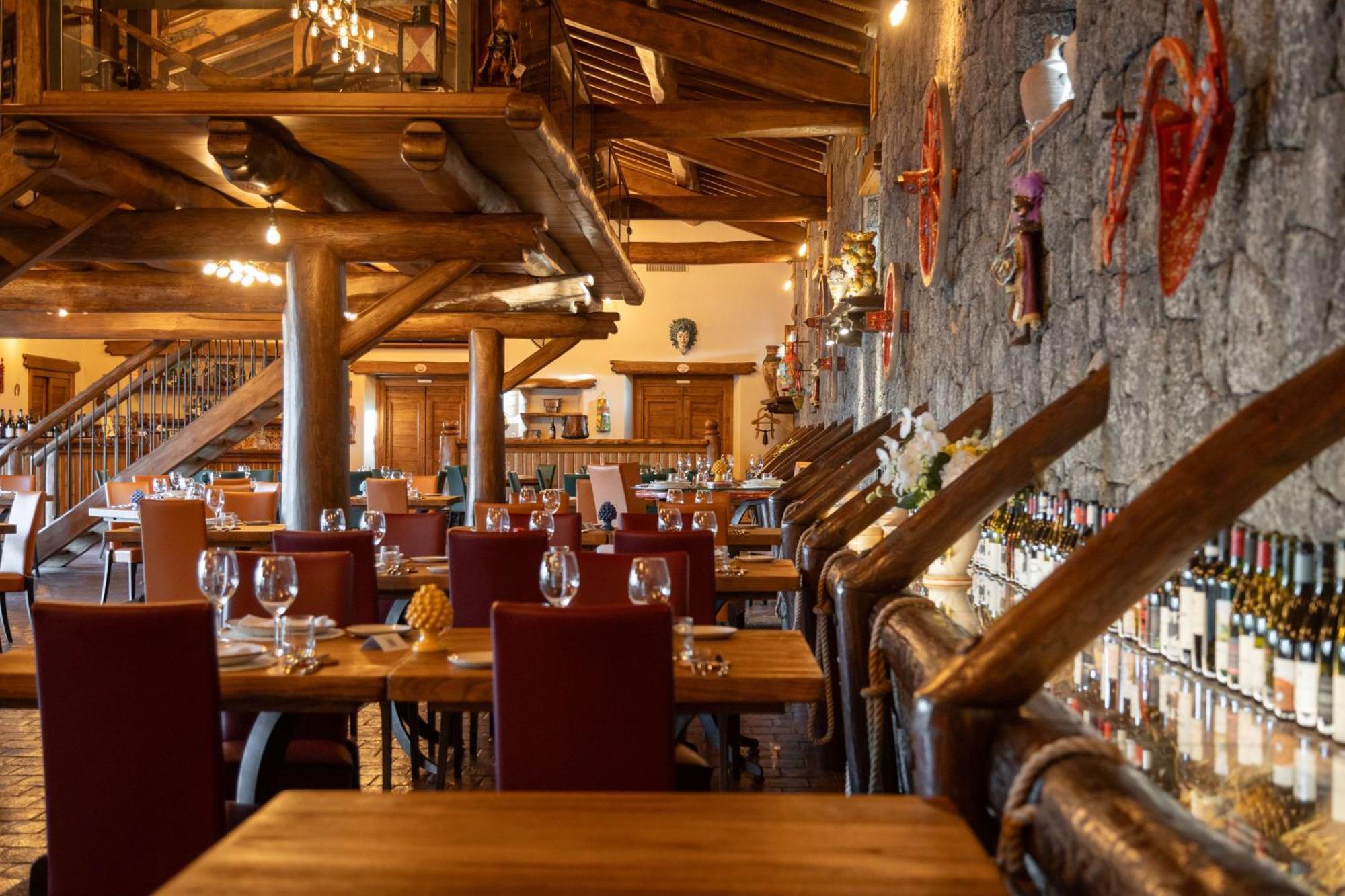 Landhuis Etna Quota Mille Boutique Hotel, Typical Sicilian Food & Wine *