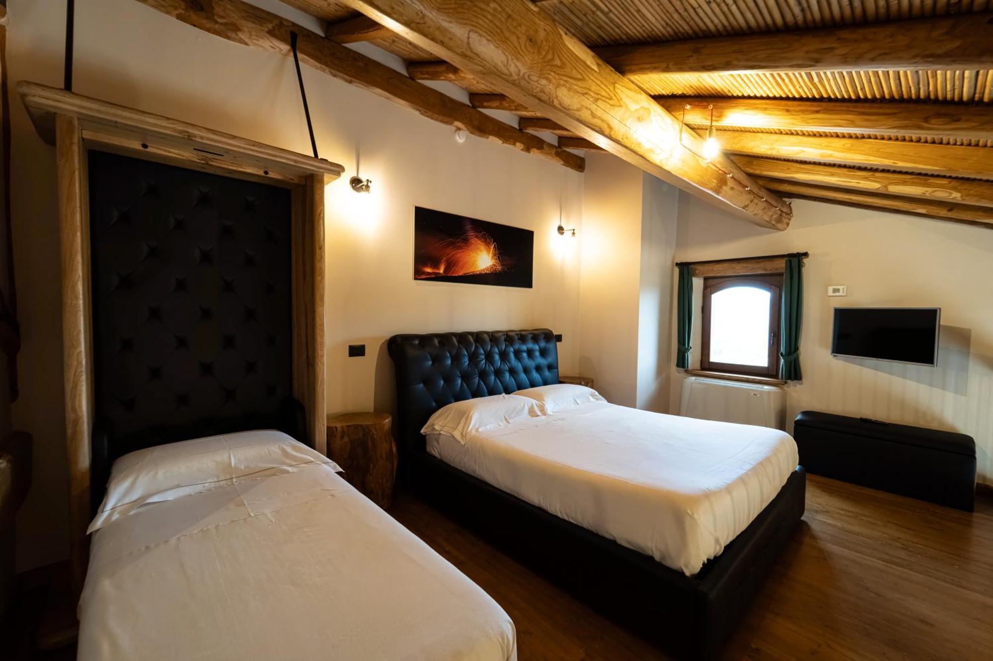 Etna Quota Mille Boutique Hotel, Typical Sicilian Food & Wine Landhuis